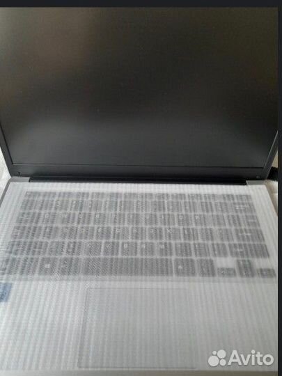 Сроччно Ноутбук новый