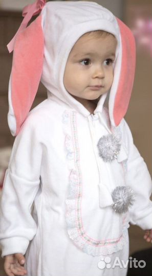 Новогодний костюм зайчика