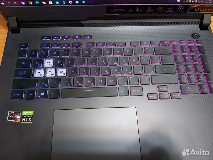 Ноутбук asus rog strix g17