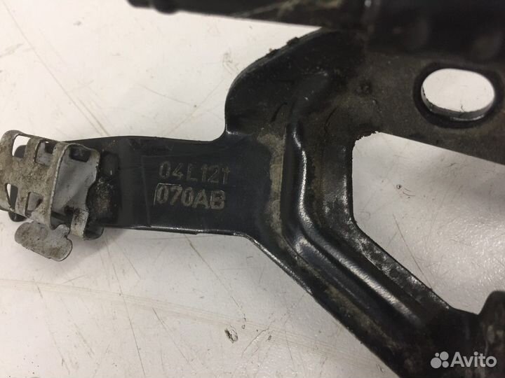 Трубка системы охлаждения (Volkswagen Passat)