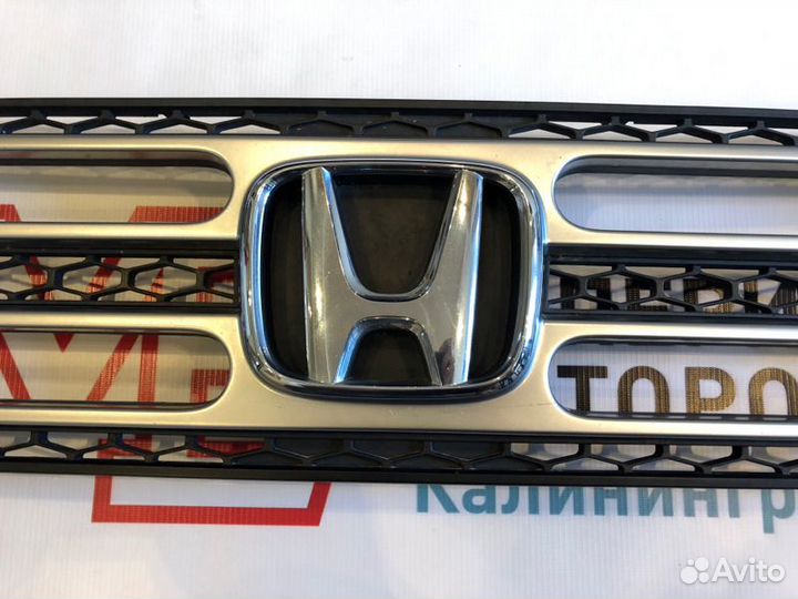 Решетка радиатора передняя Honda Ridgeline J35A9