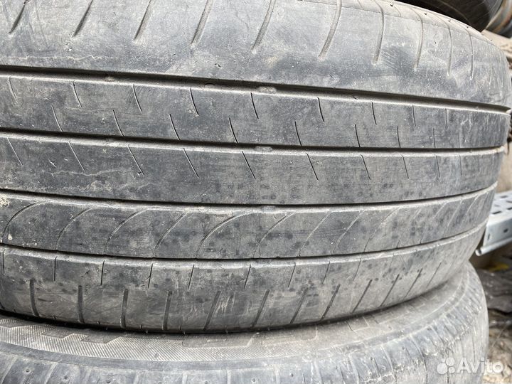 Bridgestone Dueler H/L 33A 235/55 R20