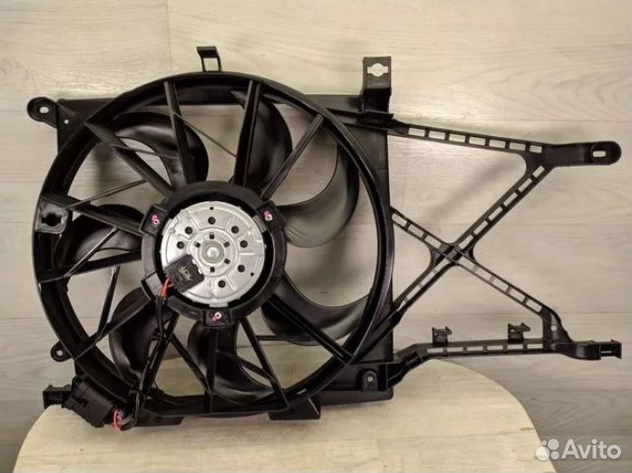 Вентилятор охлаждения двс Opel Astra H / zafira B
