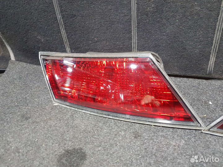 Фонарь крышки багажника Honda civic 5d