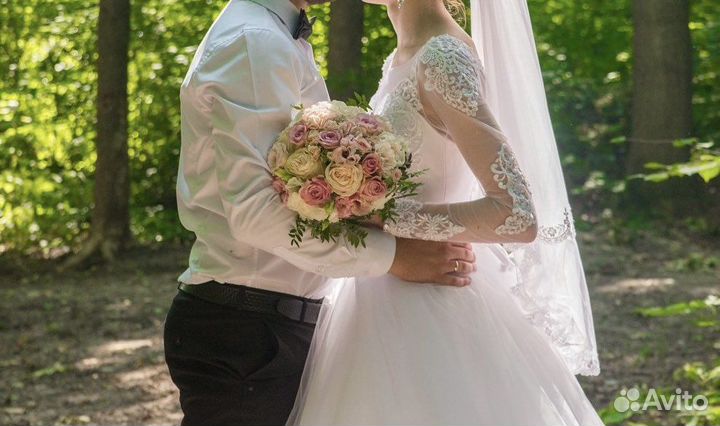 Свадебное платье