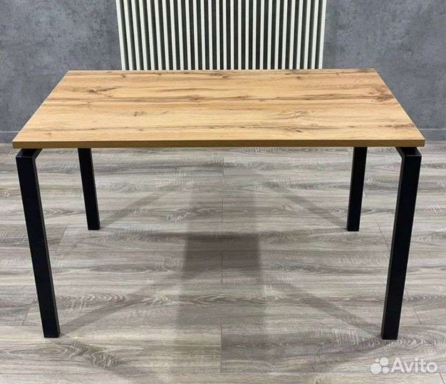 Стол с парящей столешницей в стиле лофт в наличии