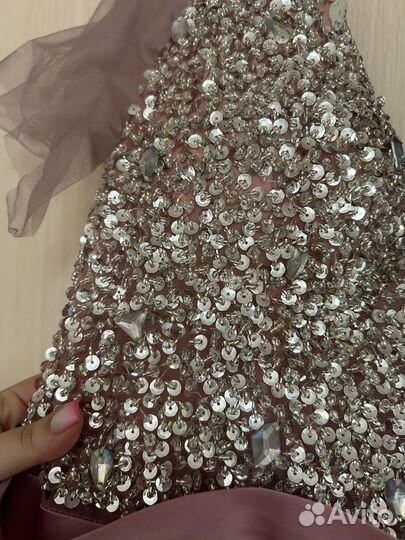 Платье вечернее