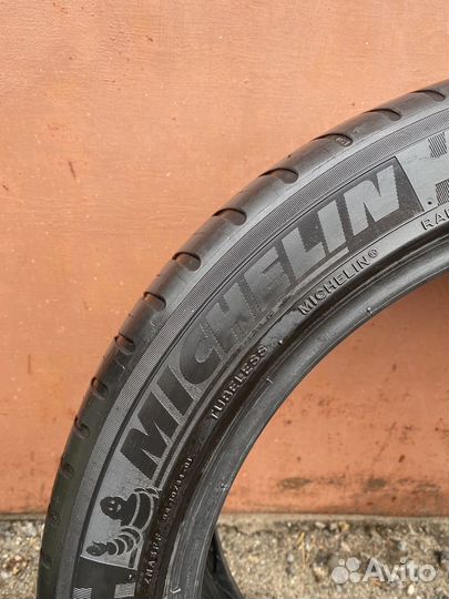 Michelin Pilot Sport 3 235/45 R18 98Y