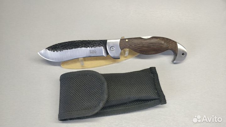 Складной туристический нож