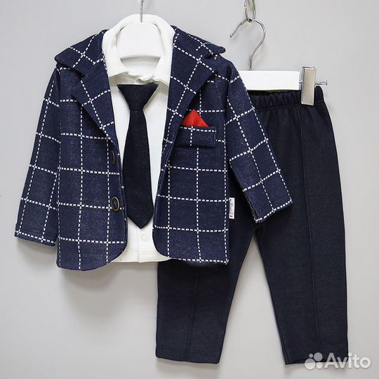 Классический костюм для мальчика новый 80 92 98