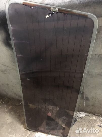 Стекло задние Ваз 2104