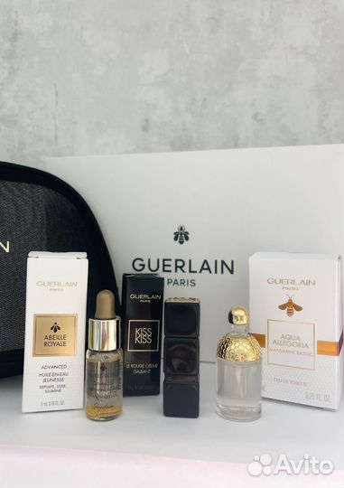 Набор миниатюр Guerlain в косметичке