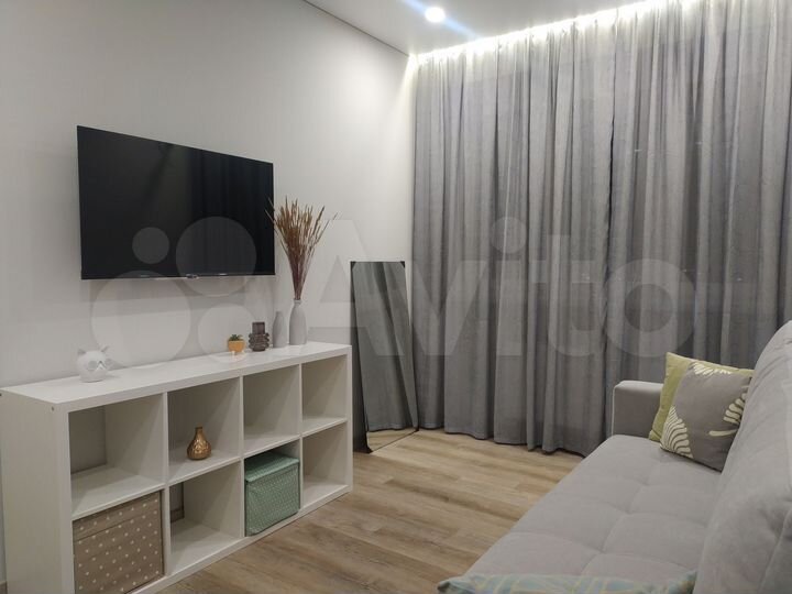 2-к. квартира, 61 м², 10/17 эт.