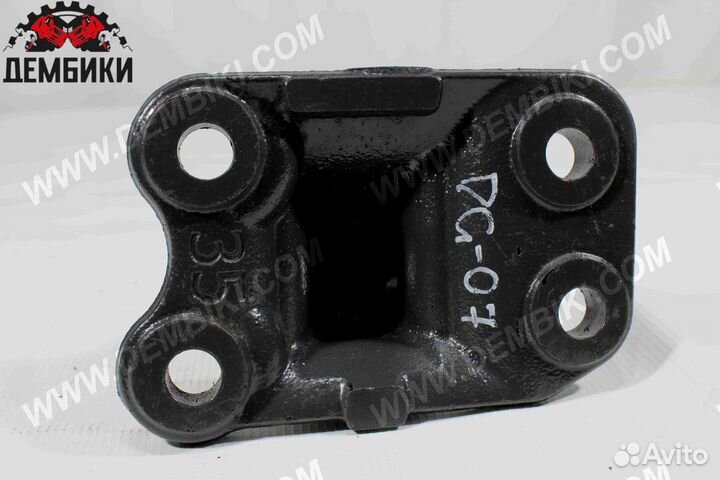 Кронштейн угловой части бампера левый 2352235 scan