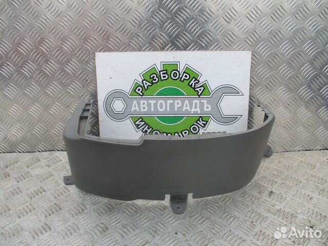 Накладка Volkswagen Crafter 2011 год