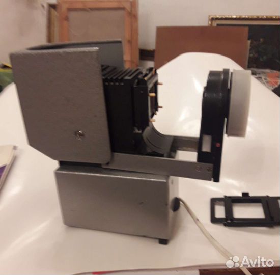 Малогабаритный диапроэктор/ М-4