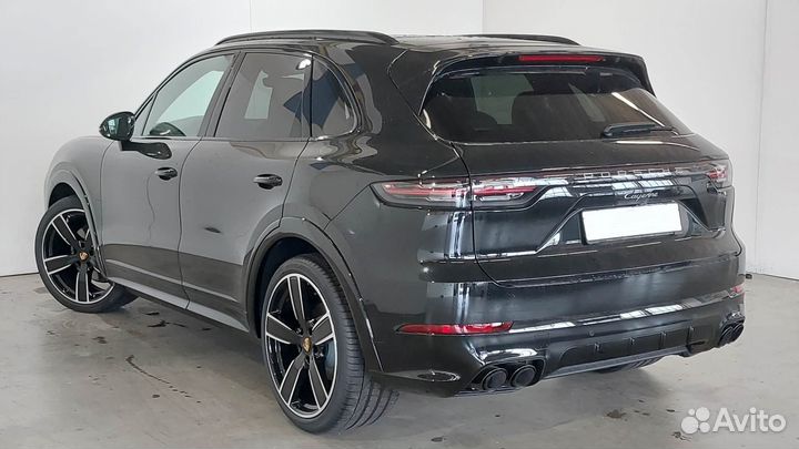 Porsche Cayenne, 2022