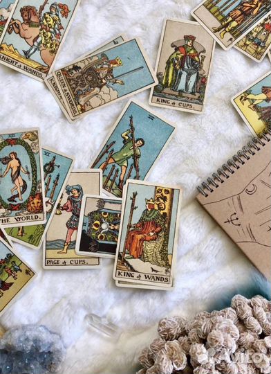 Таролог, гадание на картах таро, обучение