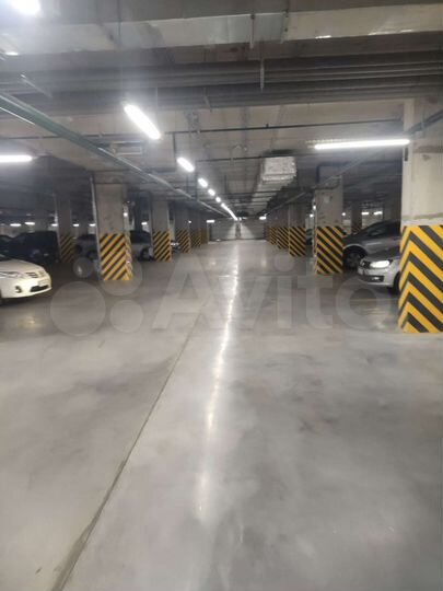 Машиноместо, 14 м²