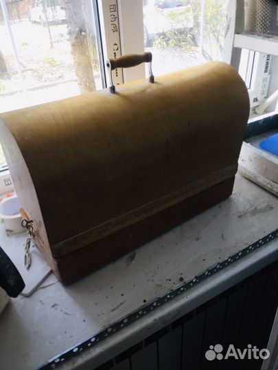 Швейная машина