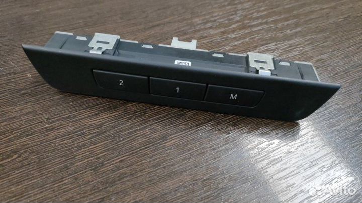 Блок памяти сидений задний правый Bmw 750Lix F02