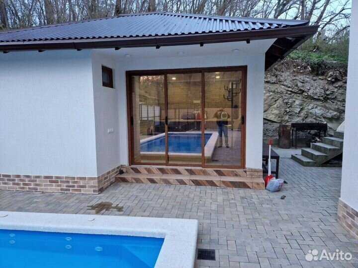 Остекление веранды и террасы беседок