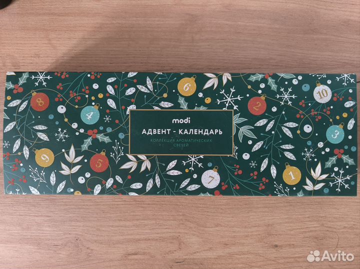 Набор ароматических свечей с подсвечником