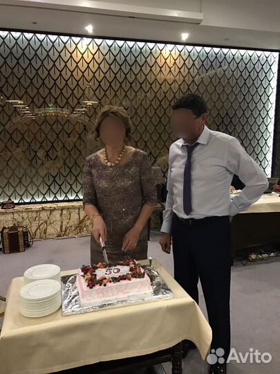 Вечернее платье