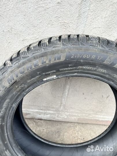 Michelin X-Ice North 4 215/60 R17