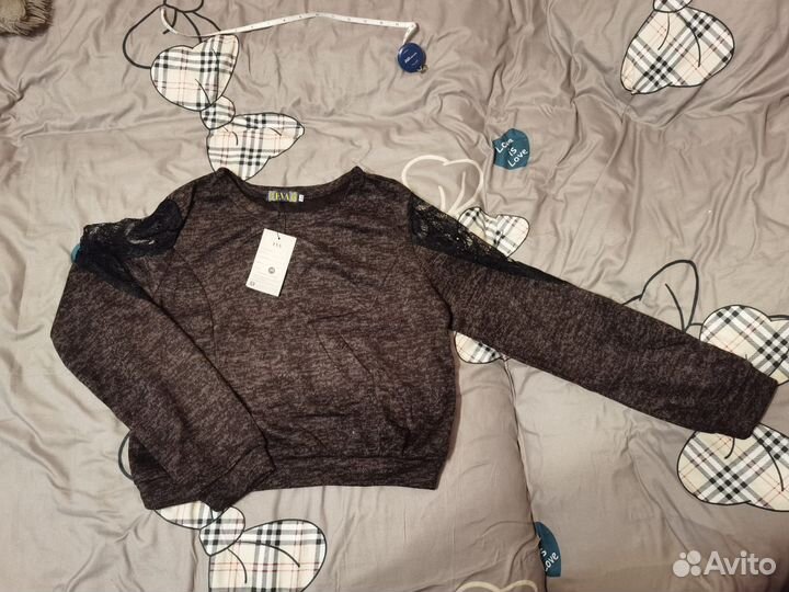 Костюм женский новый 46/48