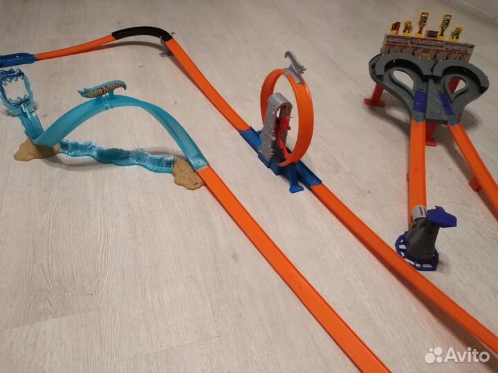 Hot wheels, 3 набора, трек