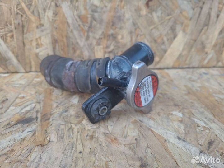 Заливная горловина антифриза Suzuki Grand Vitara 2