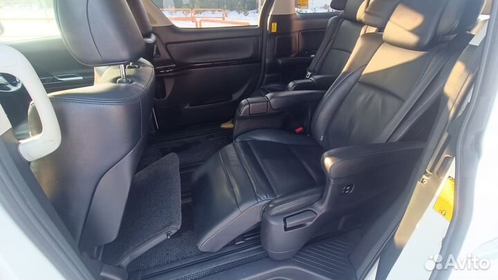 Трансфер минивен