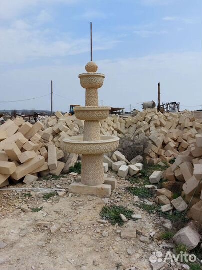 Фонтан из камня