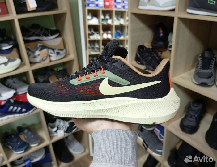 Кроссовки беговые женские Nike Air Zoom Pegasus 39