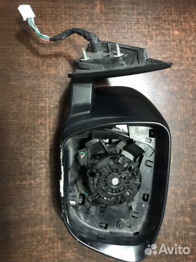 Зеркало боковое правое Ниссан X-Trail кузов Т-32