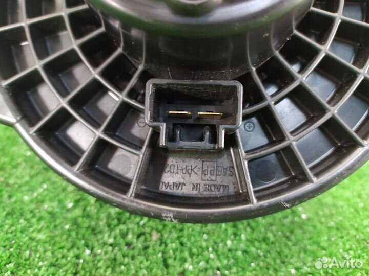 Вентилятор отопителя Mazda 6