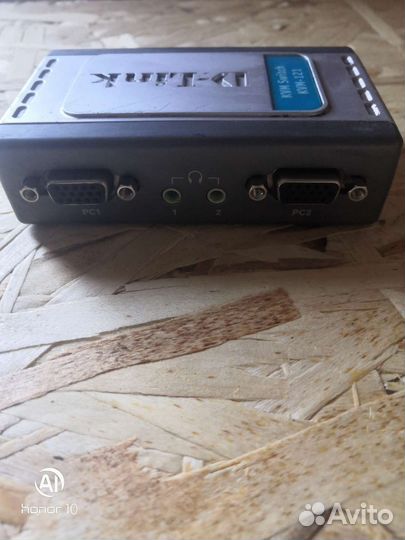 KVM переключатель D-Link KVM-121