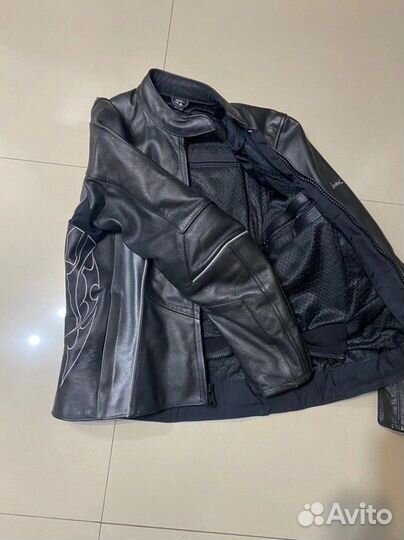 Мотокуртка женская 38