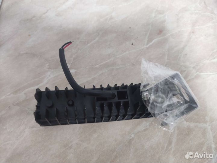 Прожектор на автомобиль