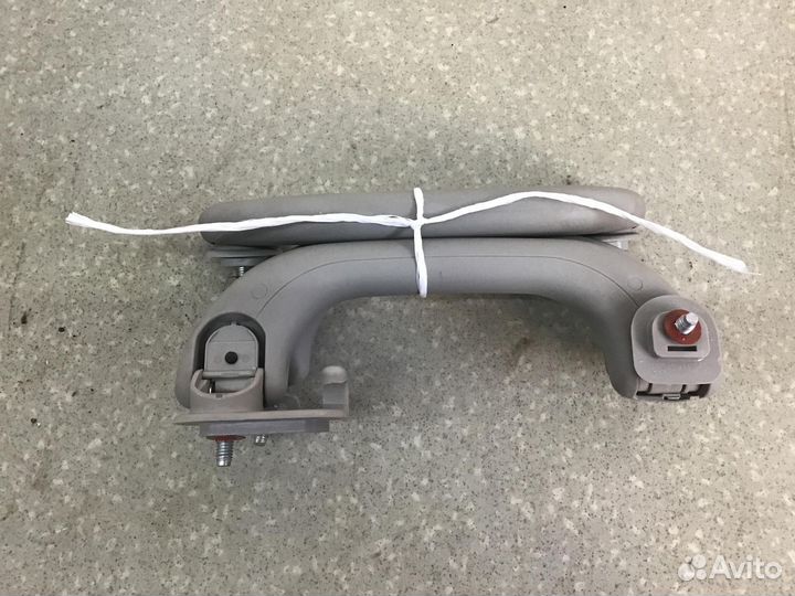 Ручка внутренняя потолочная Kia Cerato 2009-2013