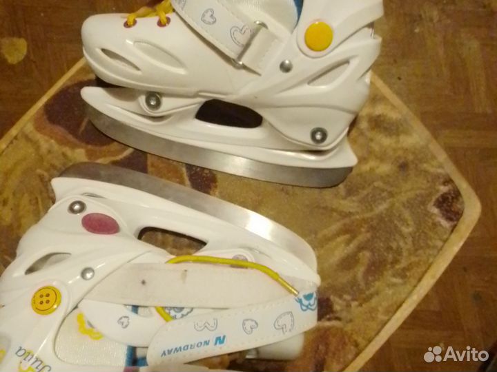 Коньки фигурные детские 27 размер