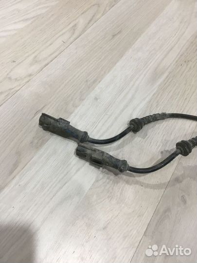 Датчик abs абс задний Renault duster