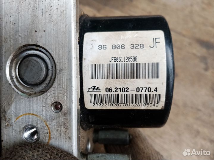 Блок абс на Шевроле Лачетти