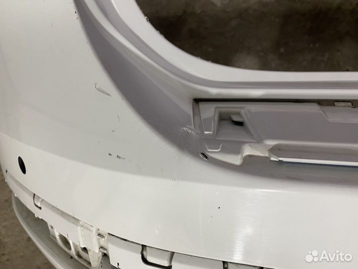 Volkswagen Touareg бампер задний