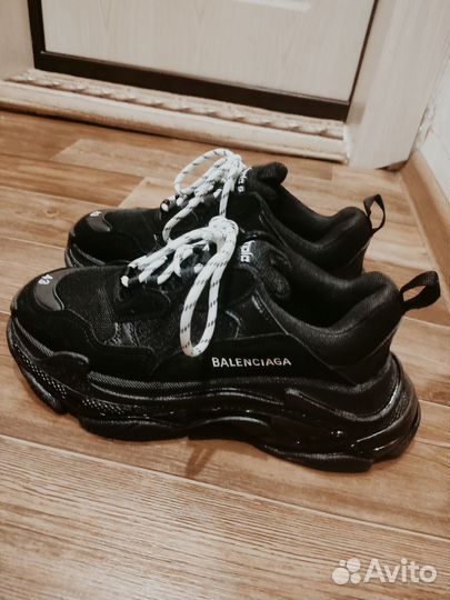 Balenciaga triple s 43