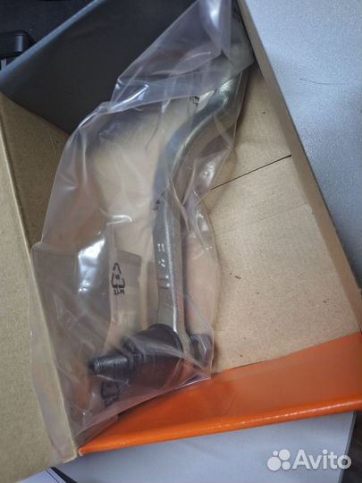 Наконечник рулевой левый