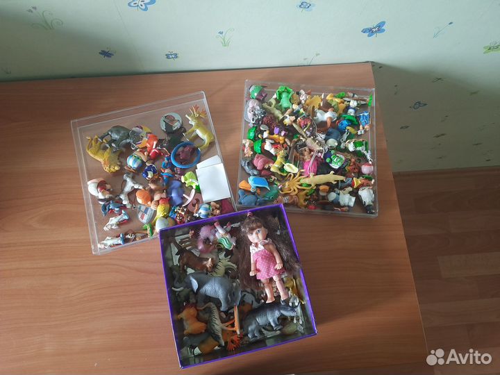 Детские игрушки и фигурки