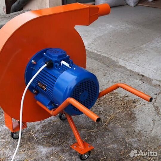Зернодробилка для зерна, древесины 4 кВт