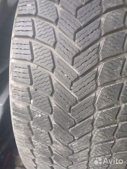 Michelin X-Ice North 235/55 R17